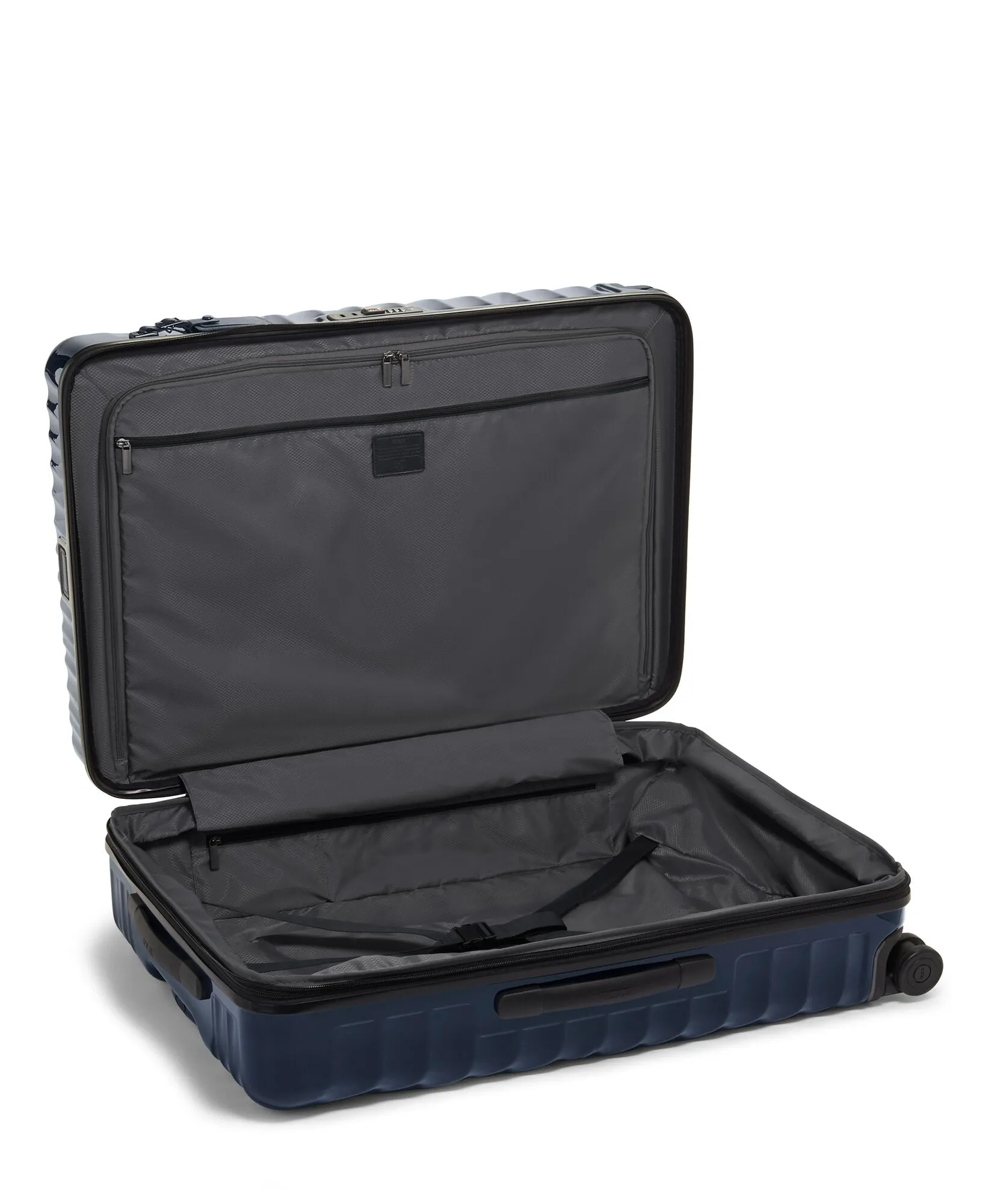 19 Degree Extended Trip Expandable 4 Wheeled Packing Case - Navy