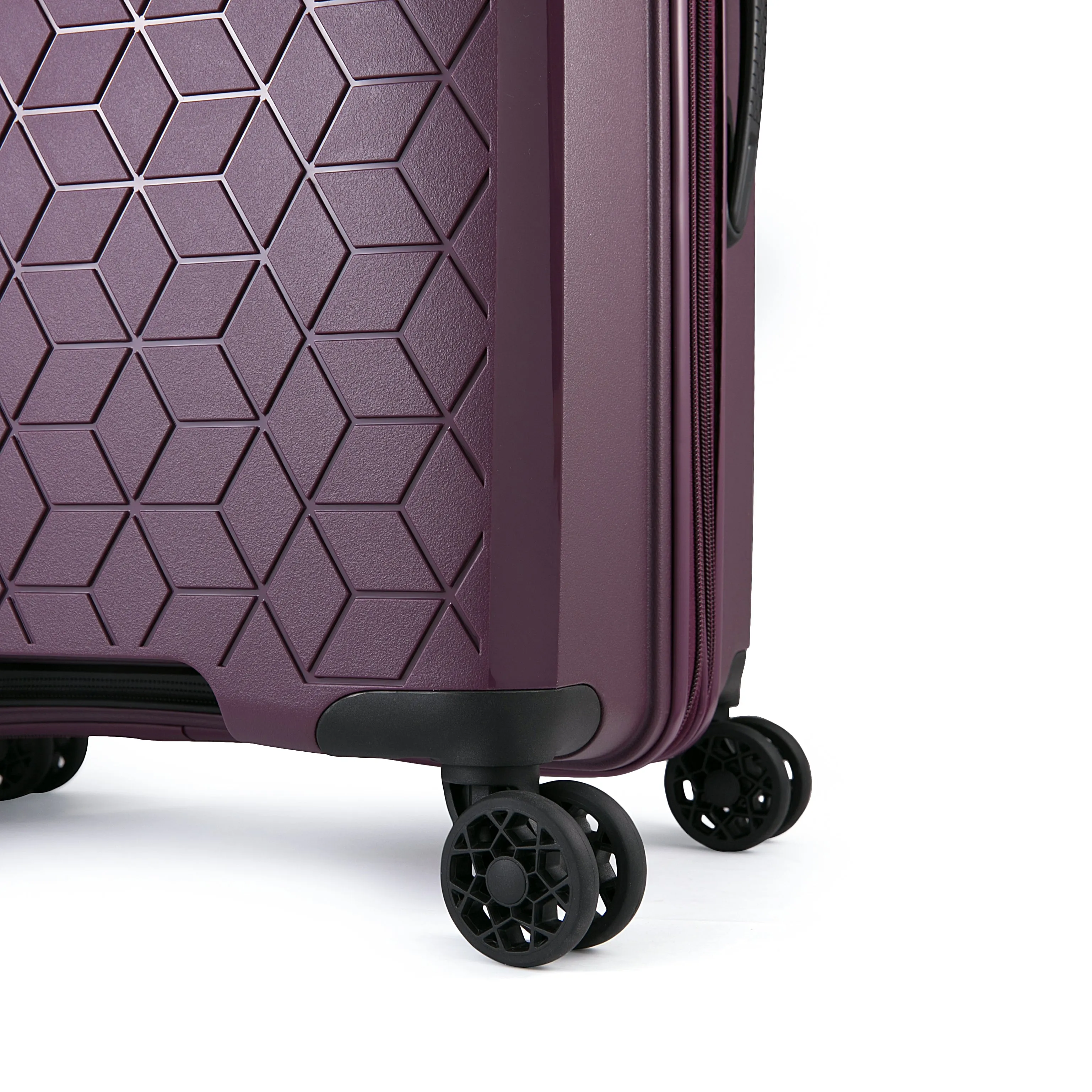 Verage Diamond Expandable 4 Wheel Spinner Luggage 24" Medium